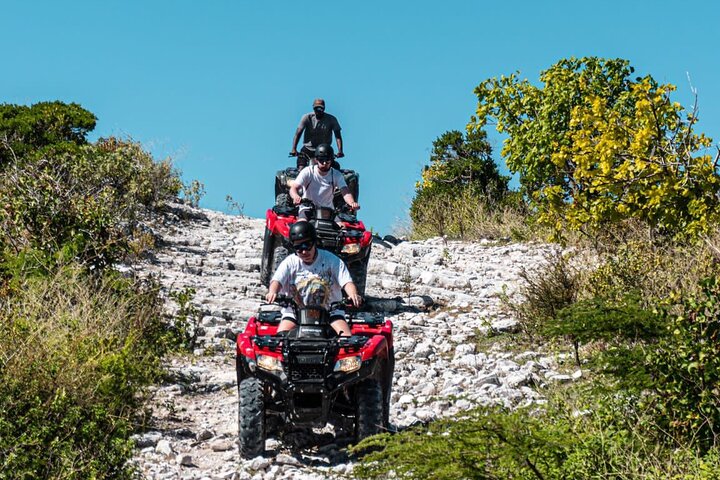 Read more about the article Private ATV Adventures at Island of Grand Turk